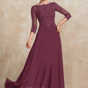 Womens JJs House Formal Gown